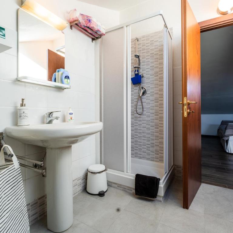 LA SOFFITTA DEI SOGNI 010059-LT-2481 - One-Bedroom Apartment - 36