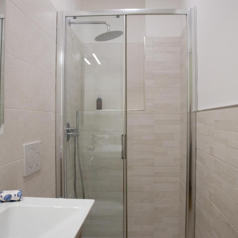 A due passi da San Pietro - Camera Matrimoniale con Bagno Privato - 24