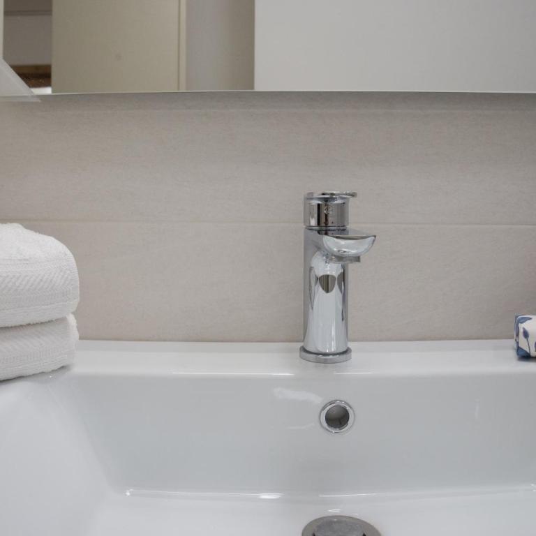 A due passi da San Pietro - Camera Matrimoniale con Bagno Privato - 27