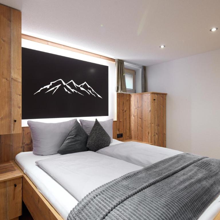 Alpenblühn Appartements Tschagguns - Apartment with Shower and terrace - 9