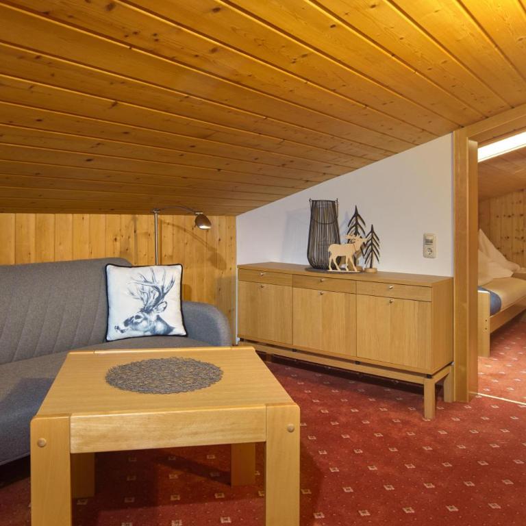 Alpenblühn Appartements Tschagguns - Apartment with Shower and balcony - 22