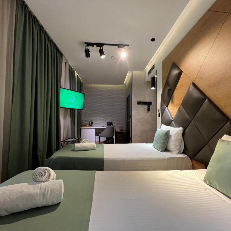 Capital Hotel Garni - Superior Dvokrevetna Soba sa Bračnim Krevetom/Zasebnim Krevetima - 12