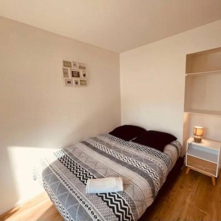 Bel Appart' 4 chambres duplex Durafour - Apartment - 13