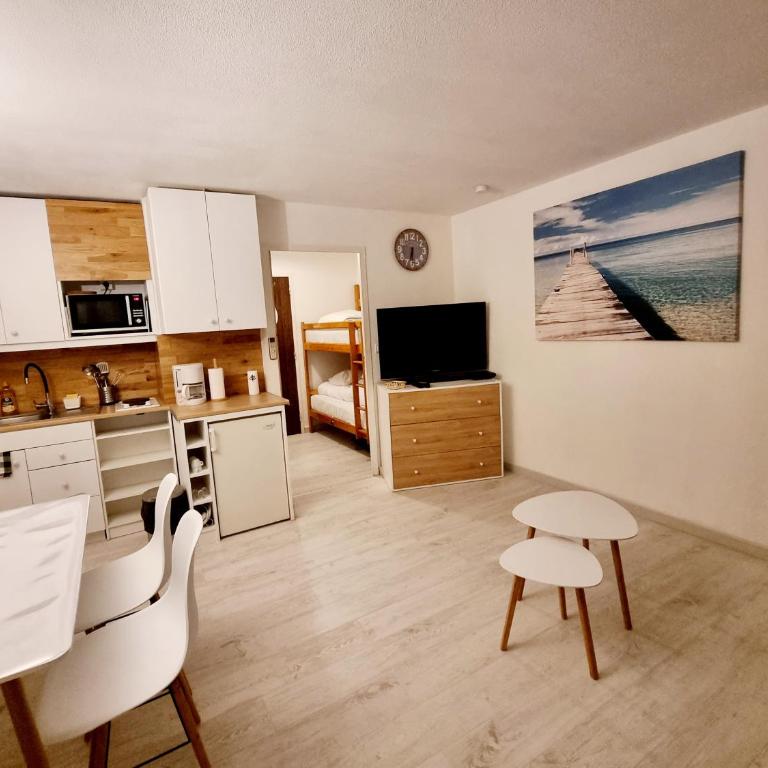 100 m de la plage - Les Cigales de Mer - Studio Cabine - Parking - Studio - 16