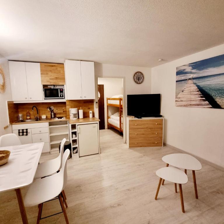 100 m de la plage - Les Cigales de Mer - Studio Cabine - Parking - Studio - 19