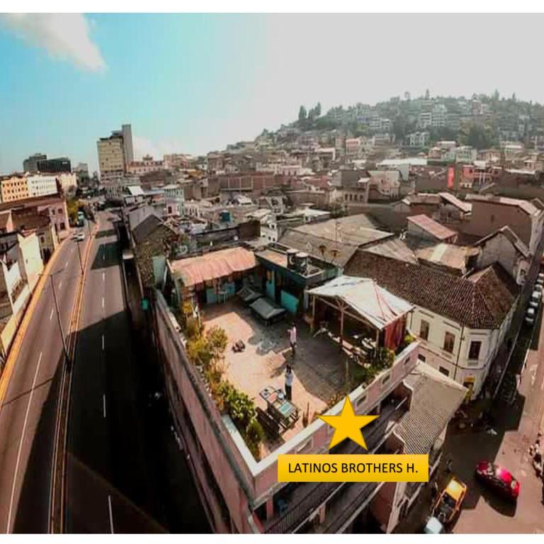 Latinos Brothers Rooftop - Habitación Individual Estándar - 8