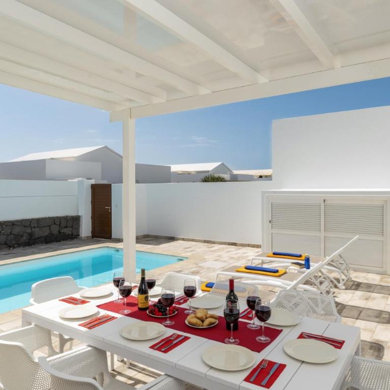 Villa Lana by Villa Plus - Villa - 3