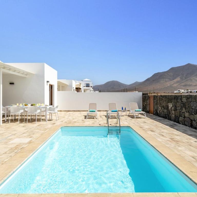 Villa Muzu by Villa Plus - Villa - 13