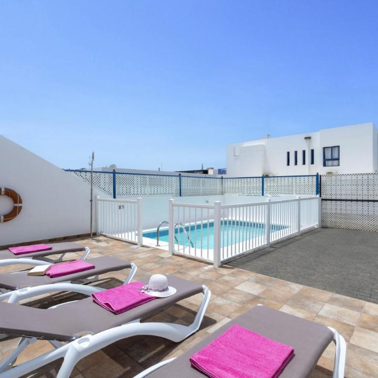 Villa Blanca by Villa Plus - Villa - 12