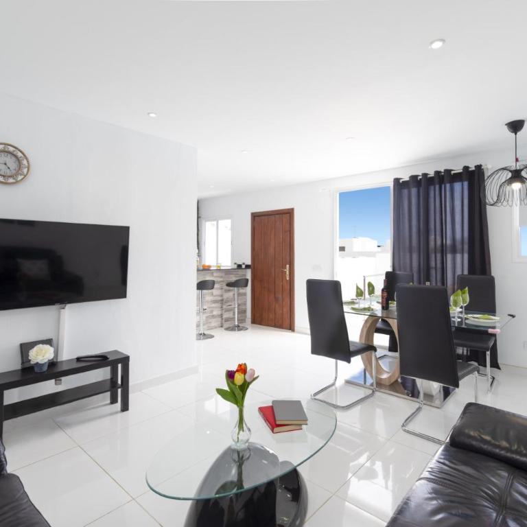 Villa Sunny Side by Villa Plus - Villa - 12