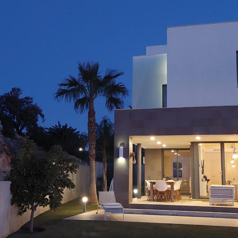 2260-Luxury villa with private pool and seaview - Villa con piscina privada - 3