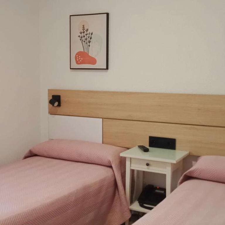 Hostal Bahía - Habitación Doble - 2 camas - 9