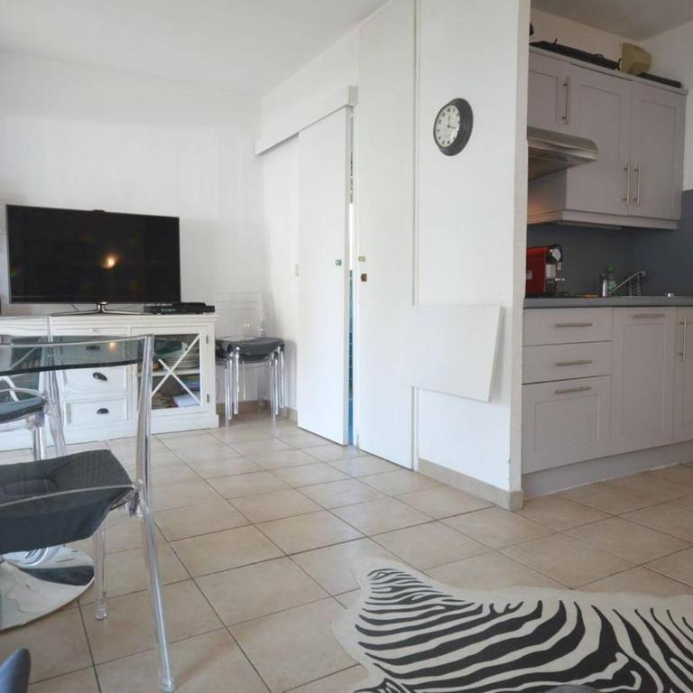 Nice 2 Rooms Cannes Center - Appartement - 5