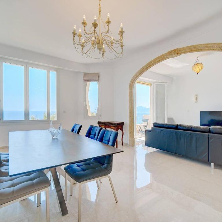 Brand New Three Bedroom Apartment with Sea views - Appartement - 2