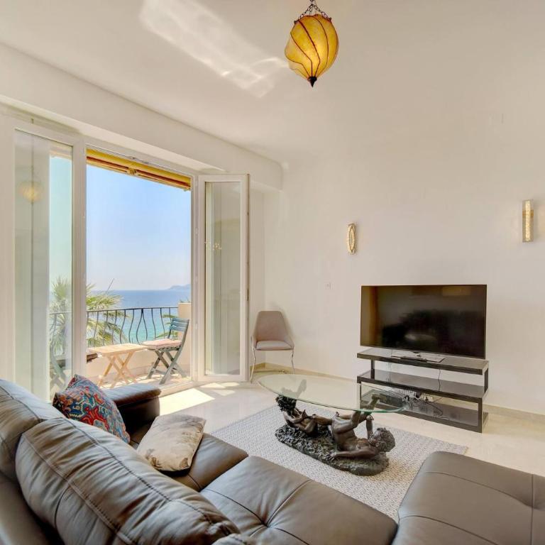 Brand New Three Bedroom Apartment with Sea views - Appartement - 6