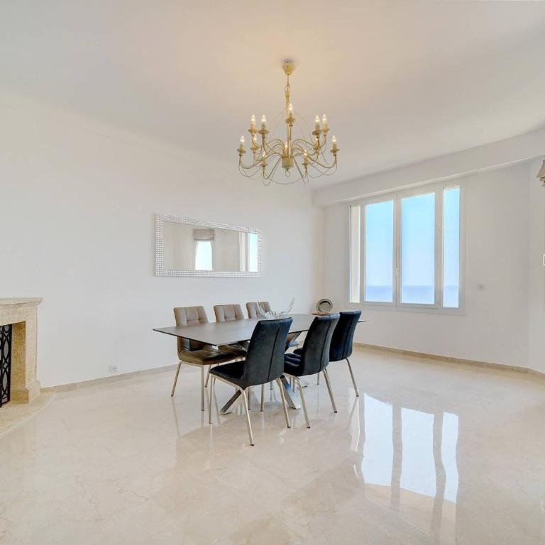 Brand New Three Bedroom Apartment with Sea views - Appartement - 24