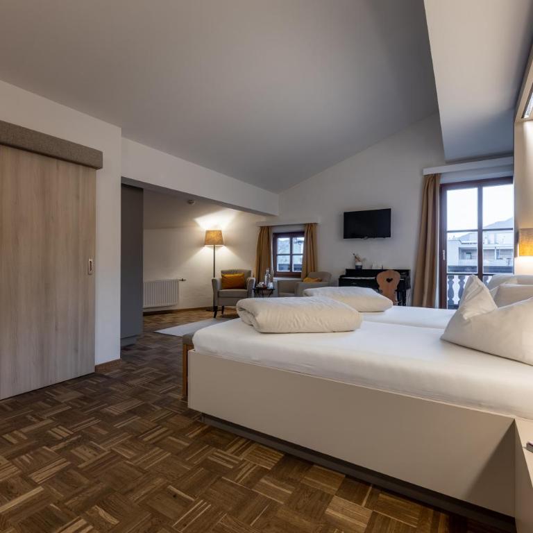 Hotel Wirtshaus Post - Deluxe Doppelzimmer - 10