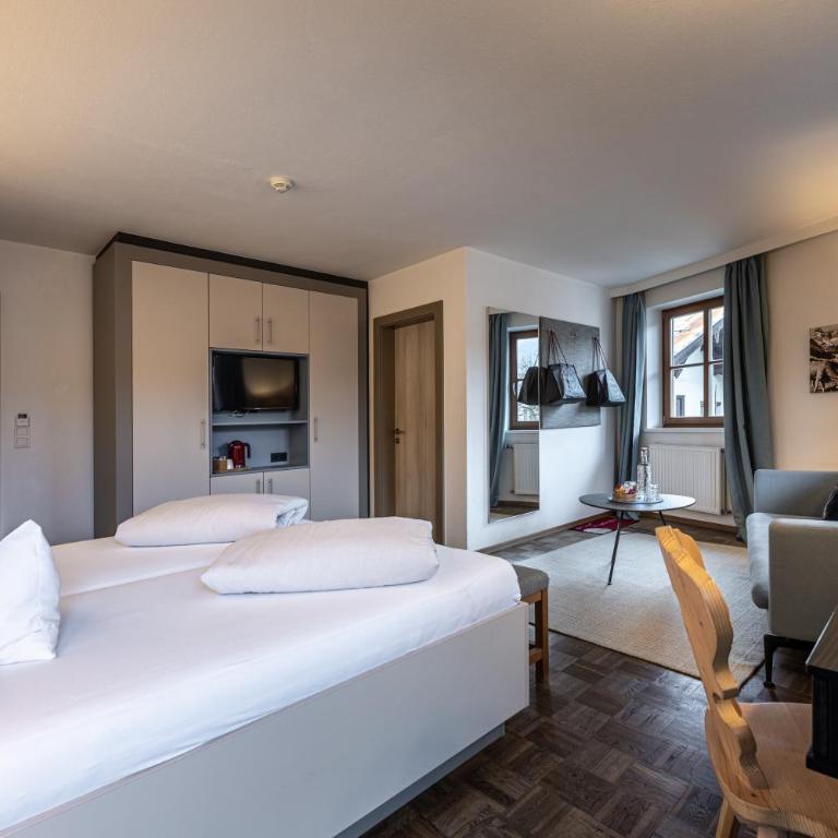 Hotel Wirtshaus Post - Deluxe Doppelzimmer - 11