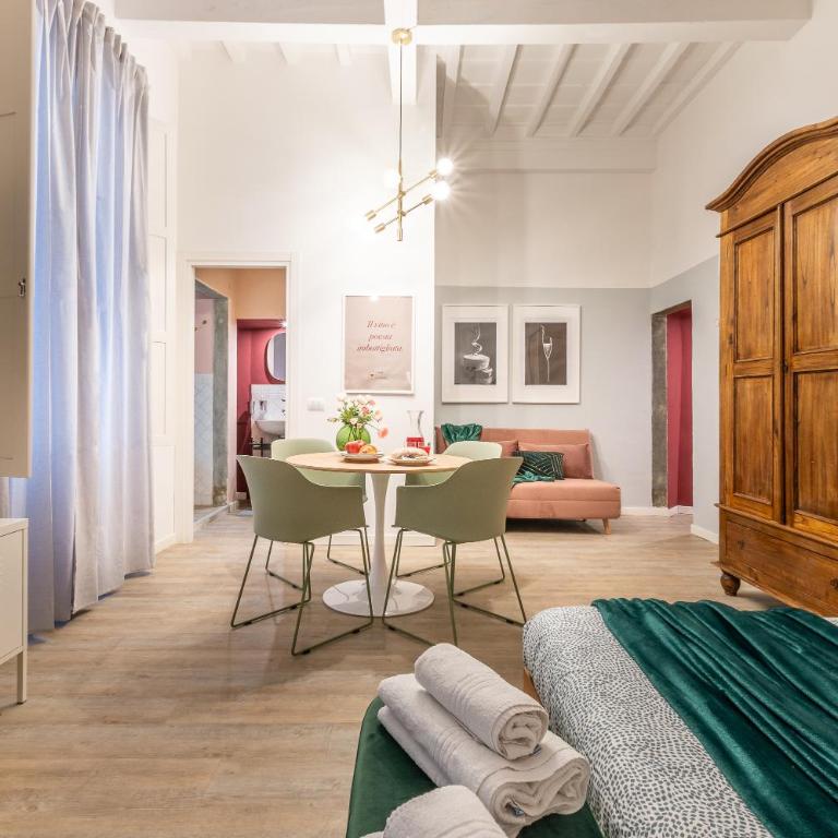 Wine Apartments Florence Vernaccia - Suite Familiare - 23