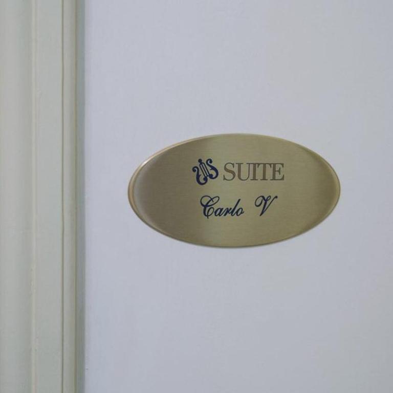 Apollo Suites - Two-Bedroom Apartment - 11