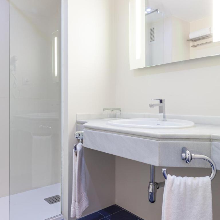 Hotel Maciá Granada Five Senses Rooms & Suites - Twin Room - 7