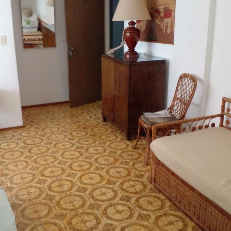 dos ambientes a una cuadra del puerto - Apartamento de 1 dormitorio - 35