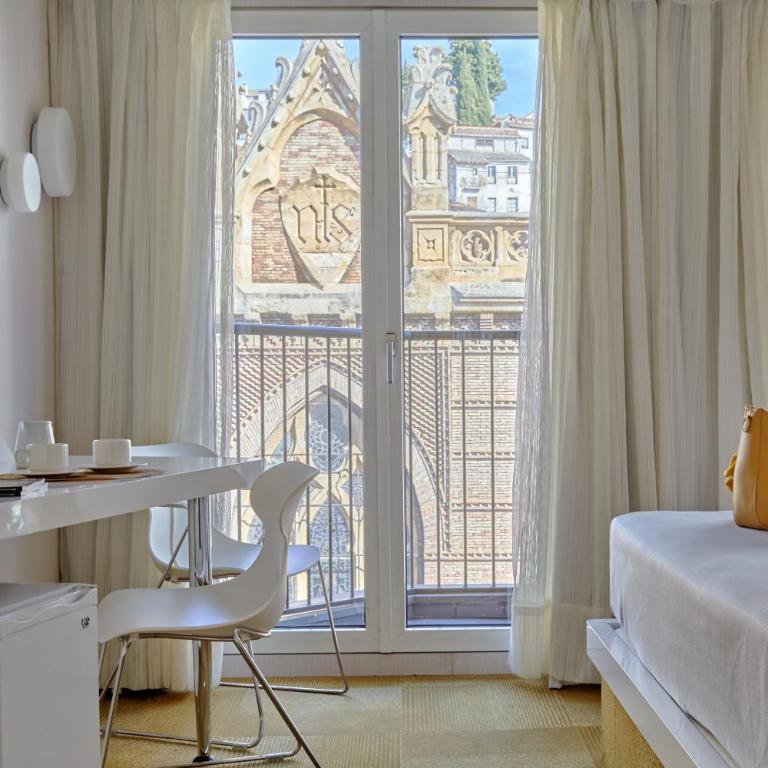 Hotel Maciá Granada Five Senses Rooms & Suites - Queen Room - 3