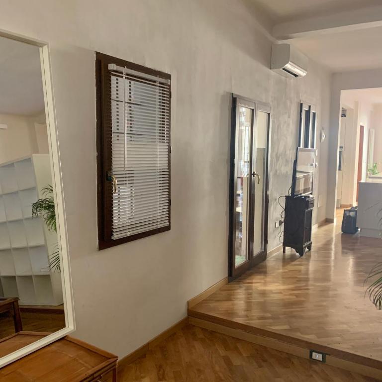 Loft del Pratello - Apartment with Balcony - 24