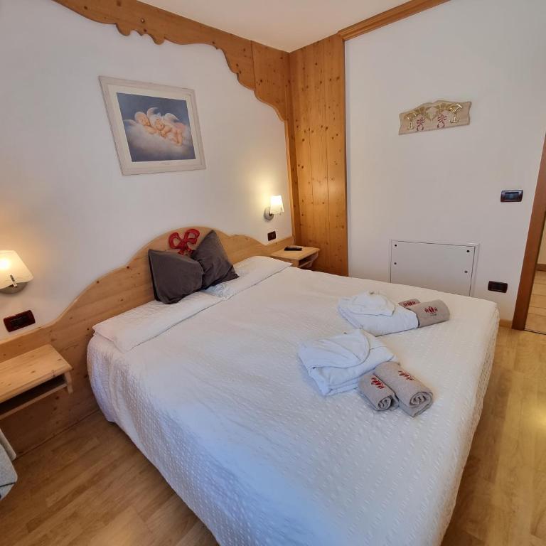 Residence Le Rose - Appartamento con 2 Camere da Letto - 10
