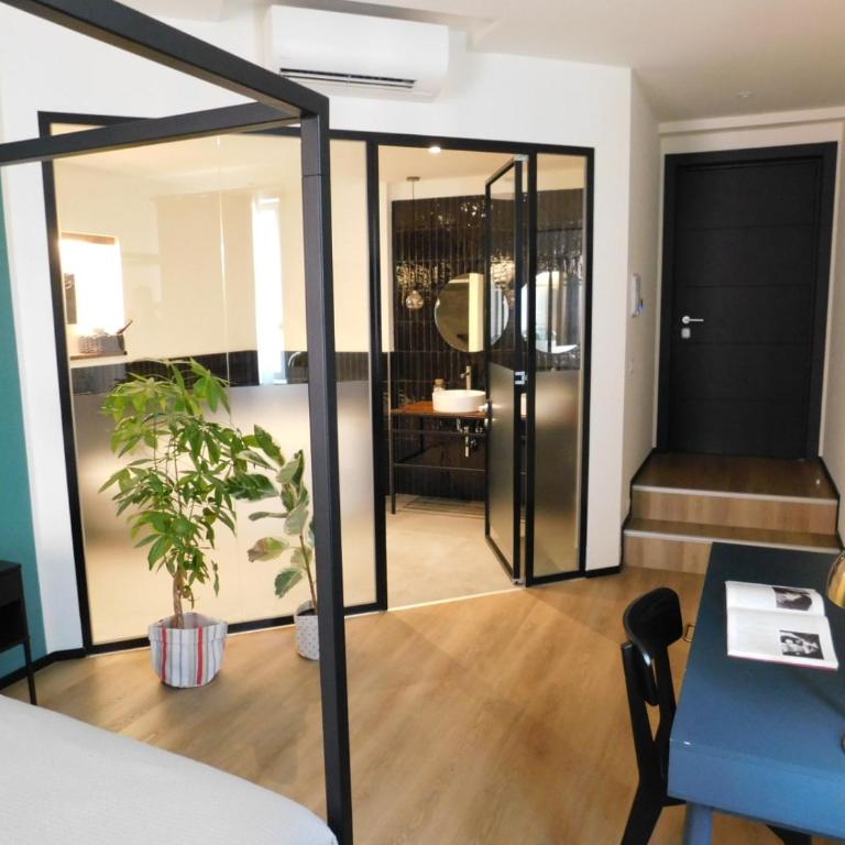 Piumaviola Beds & Apartments - Suite con Vasca Idromassaggio - 1