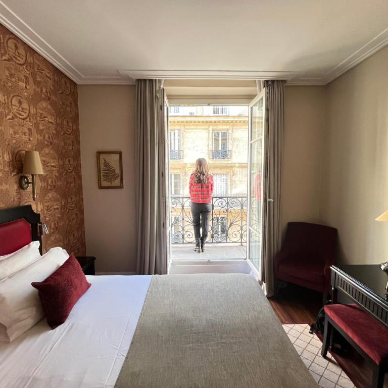 Hôtel Serotel Lutèce - Chambre Double Supérieure avec Balcon - 1