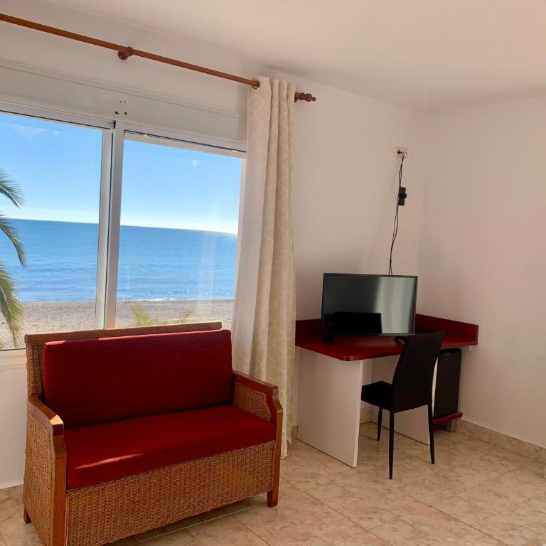 Hospedium Hotel Continental - Habitación Doble con vistas al mar - 10