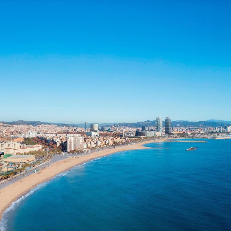 W Barcelona - Fabulous King Room - 5