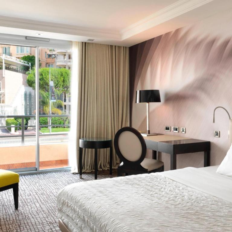 Le Méridien Beach Plaza - Classic Zimmer mit Kingsize-Bett und Stadtblick - 3