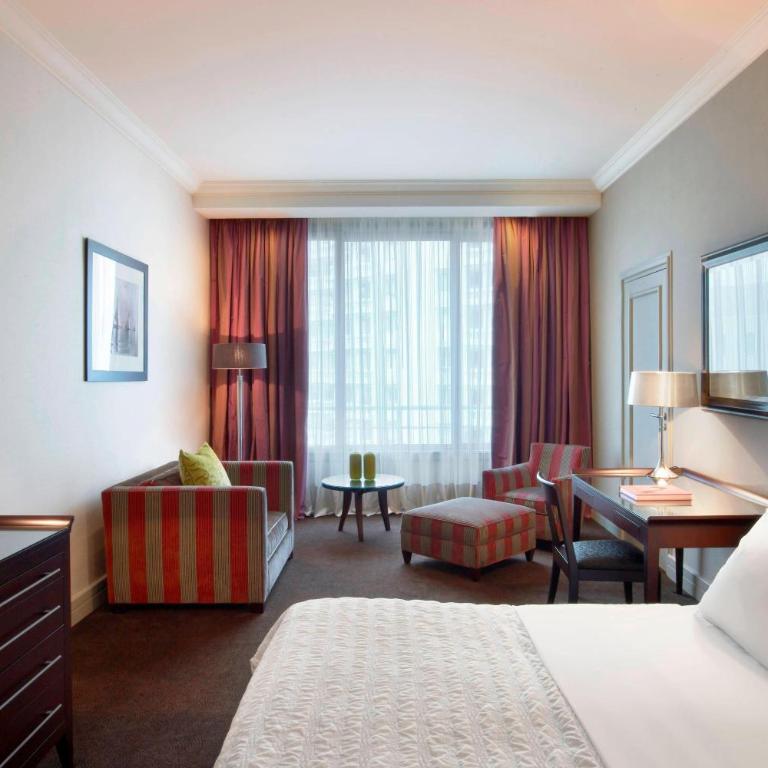 Le Méridien Beach Plaza - Superior Zimmer mit Kingsize-Bett und Stadtblick – obere Etage - 2
