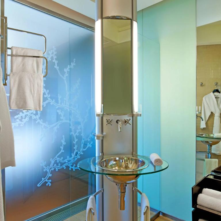 Le Méridien Beach Plaza - Designerzimmer Crystal Towers mit 1 Kingsize-Bett und Meerblick - 7