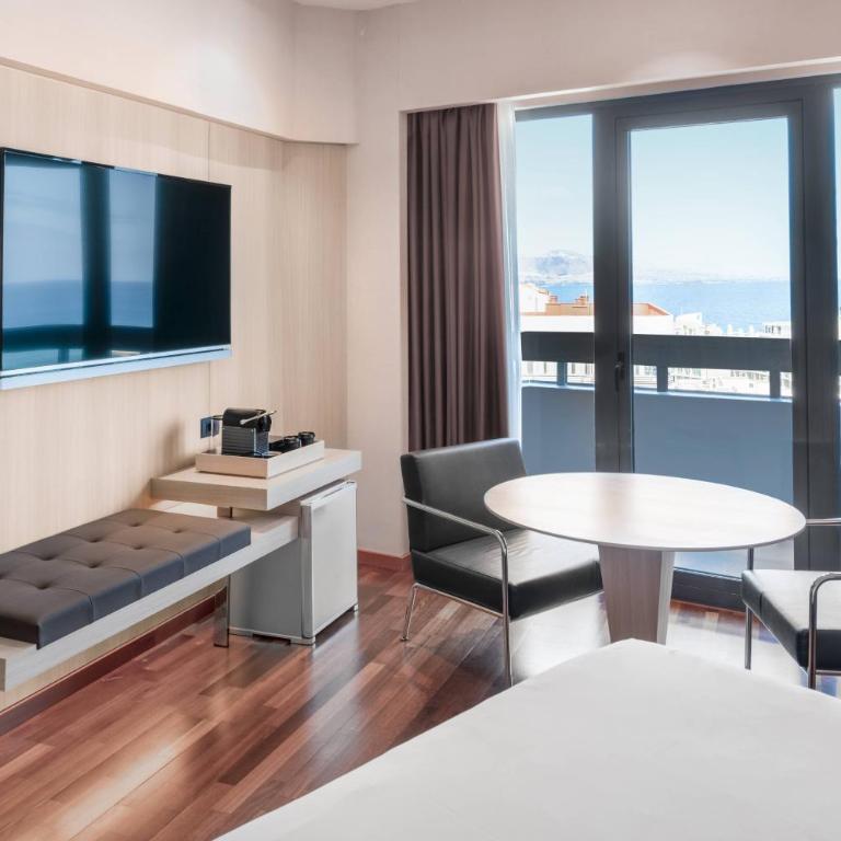 AC Hotel Gran Canaria by Marriott - Habitación Estándar con balcón - Cama extragrande - 2