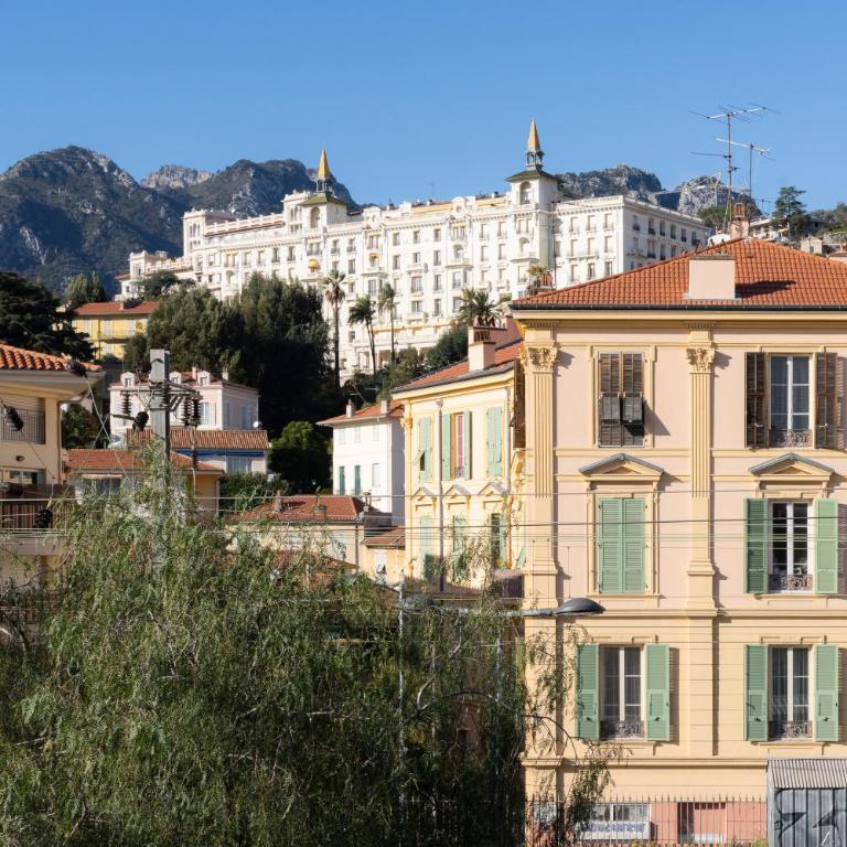 Hotel De Belgique à Menton - Chambre Double - 33