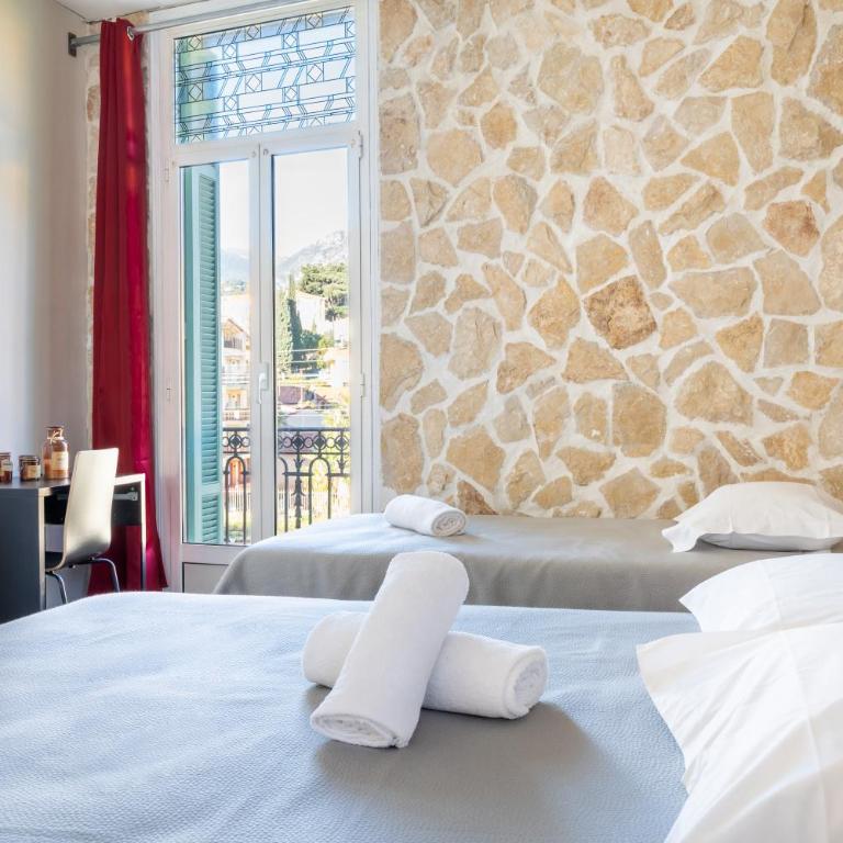 Hotel De Belgique à Menton - Chambre Triple - 14