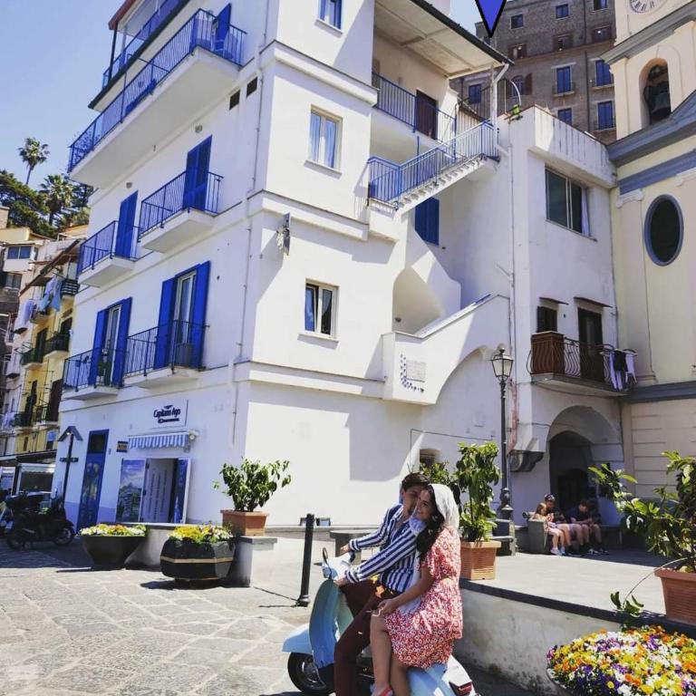 Profumo di mare - Sea Front Terrace Apartment Marina Grande, Sorrento - Appartamento - 12