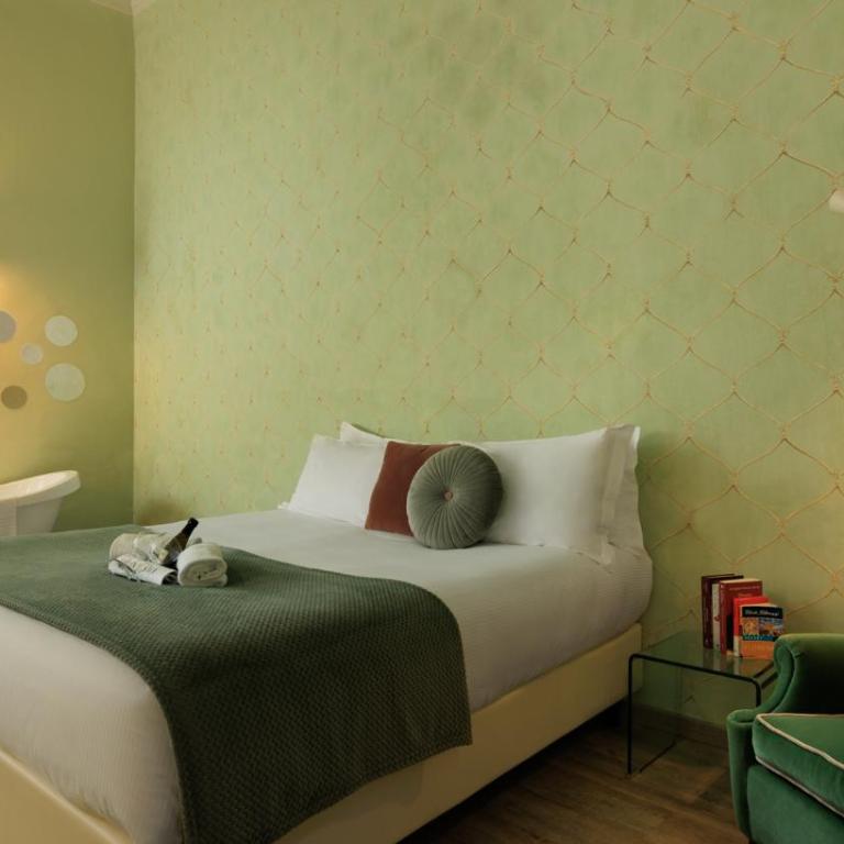 The Magnificent Maison du Charme - Deluxe King Room - 5