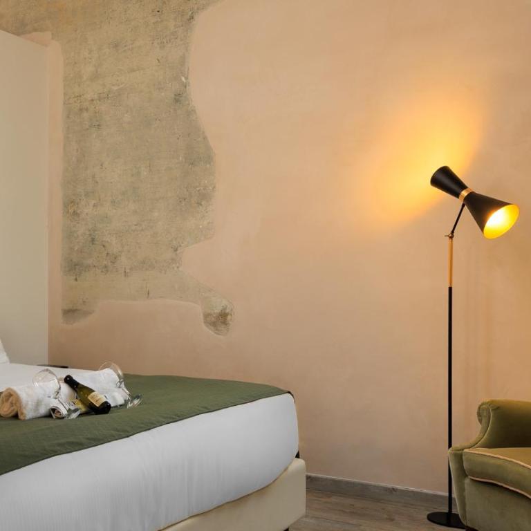 The Magnificent Maison du Charme - King Room with Garden View - 10