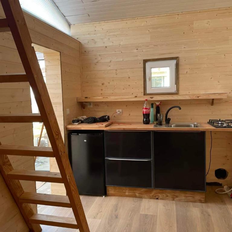 Tiny House et chambre chez l habitant - Studio avec mezzanine - 2