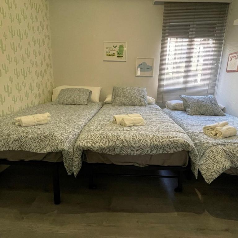 Bonito, Práctico y muy bien comunicado - Two-Bedroom Apartment - 20