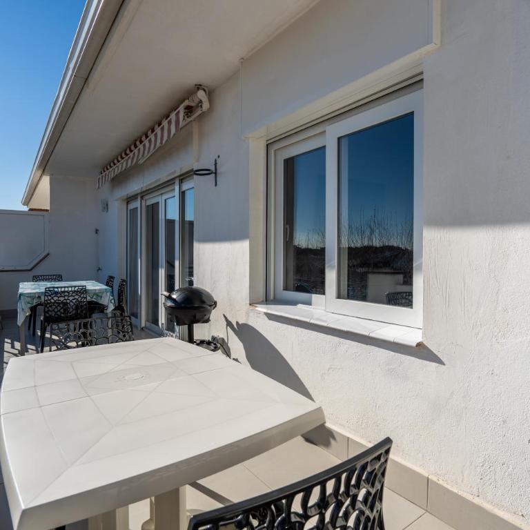 WELCS APARTAMENTO 048 EMP con Terraza y Vistas - Apartamento con balcón - 14