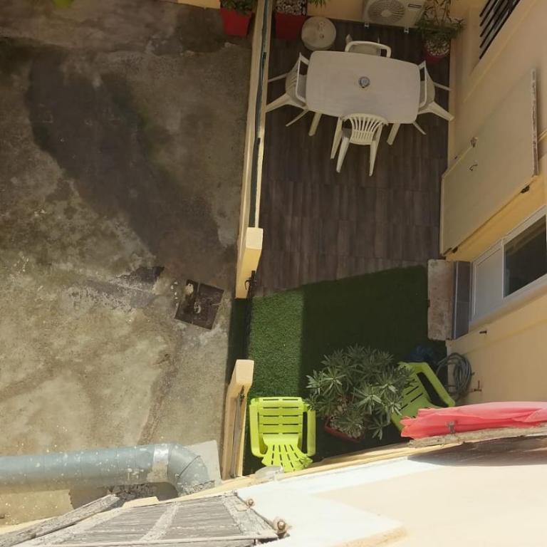 LA CASA DES PETITES MARIES terrasse clim wifi - Appartement 1 Chambre - 10