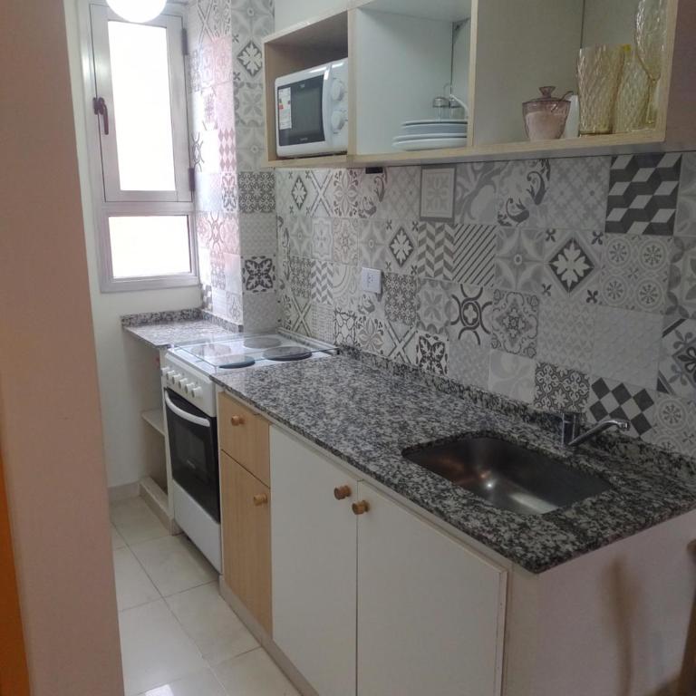 Jujuy 303 - Apartamento con ducha - 6