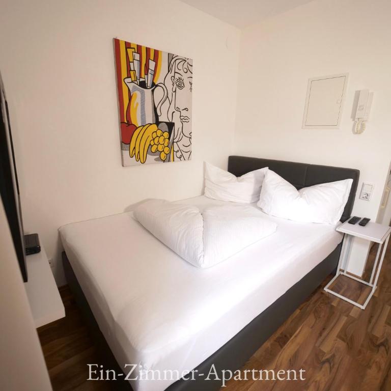 Astoria Apartments - Studio-Apartment - 3