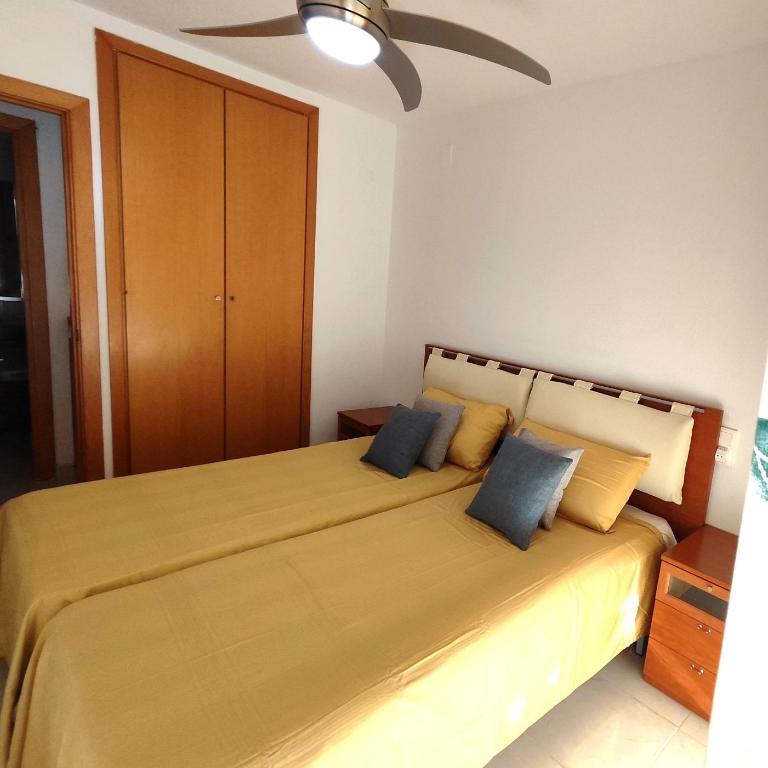 Luminoso apartamento en SALOU con PISCINA, TERRAZA y PARQUE INFANTIL IDEAL FAMILIAS - Apartamento con vistas a la piscina - 21