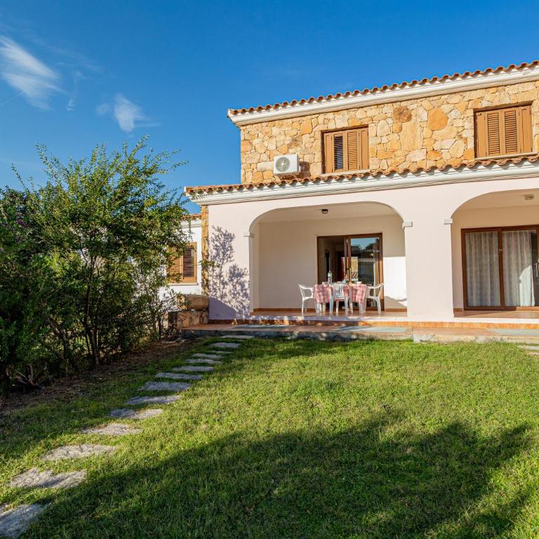 Appartamento sette posti vicino al centro di San Teodoro - Appartamento su 2 Livelli - 2
